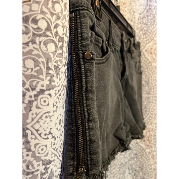 Silence + Noise Womens Black Denim Cut-Off Shorts Size 4 - Picture 8 of 11